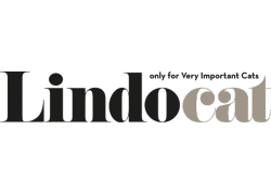 Made from 100% soft wood and clumping agents of vegetable origin, is a completely biodegradable litter